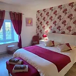 Le Relais De La Comte Penzion 4*