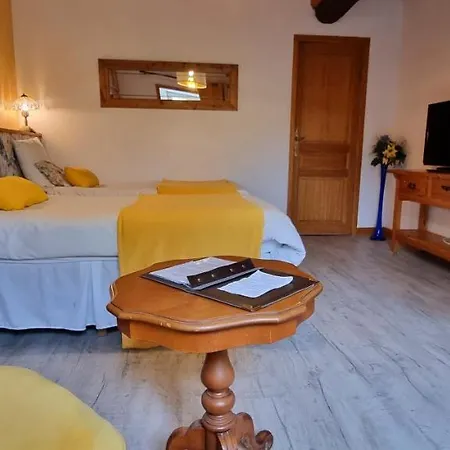Le Relais De La Comte Portbail