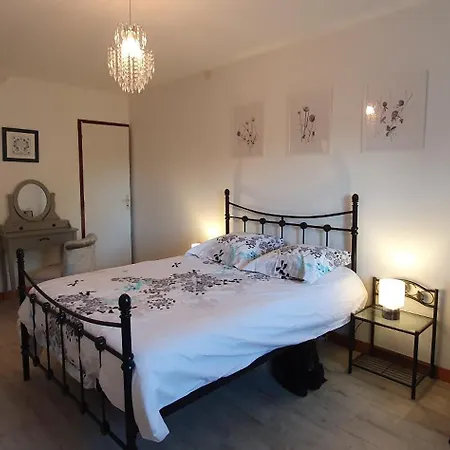 Le Relais De La Comte פורטביי