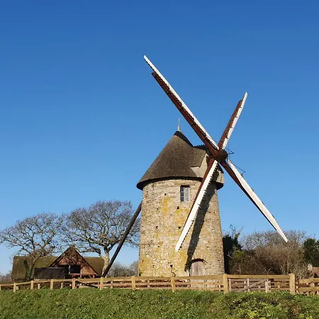 Le Relais De La Comté 4*