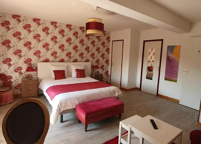 Gasthuis Le Relais De La Comte